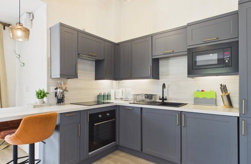 Ludchurch Apartment | The Pig Sty - 1 Bedroom Studio - Princes Gate
