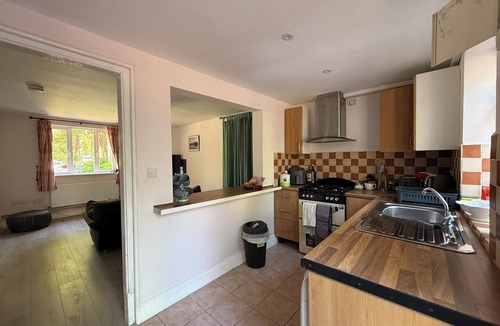 Parteen Ski Chalet | The River Cottage - cosy cottage on private riverside estate by Limerick City