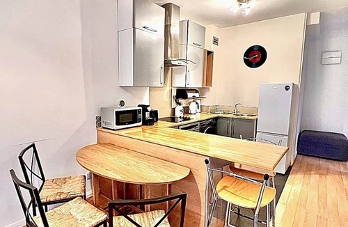 Waterloo House | The Skyline Hypnosis · Sleeps 12 · Rooftop Terrace & London Eye Views