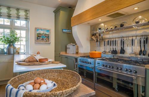 Bembridge House | The White House