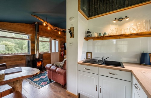 Bunloit Ski Chalet | The Wood Hatch Cabin at Ancarraig Lodges, Loch Ness