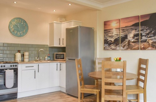 Scarborough Cottage | This well-presented, first floor apartment is centrally located in Scarborough.