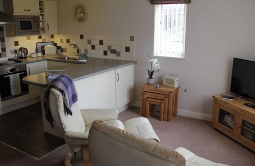 Windermere Cottage | THYME COTTAGE, with a garden in Windermere