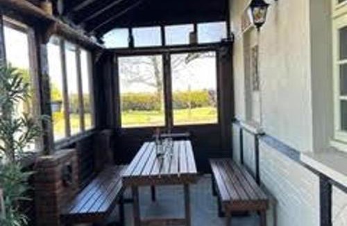 Daingean House | Tranquil Barn Retreat in Daingean