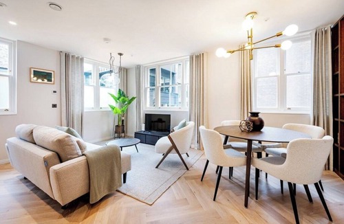 Covent Garden Apartment | Two Bed Duplex in Covent Garden