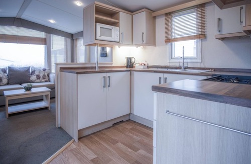 Amroth Apartment | Ty Moselle 11 - 2 Bedroom Holiday Home - Amroth