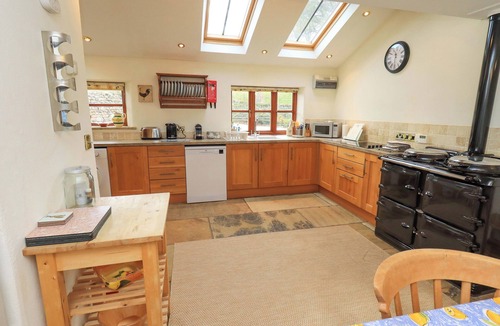 Fourstones Near Bentham Cottage | USHERWOODS BARN, pet friendly, luxury holiday cottage in Tatham