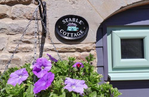 Scarborough House | Wayside Farm Stable Cottage