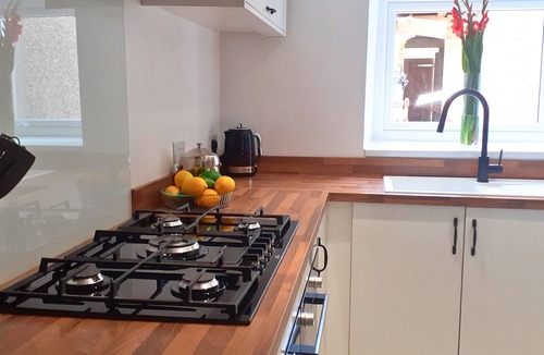 Port Talbot House | Welcome to Afan Forest Retreat by Happy Days Stays. Forest trails from the door, scenic cycle routes to Aberavon Beach, secure bike storage and a great pub nearby. Perfect for walkers, cyclists, dog owners and relaxing South Wales escapes.