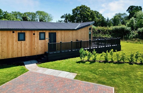 Coleford Ski Chalet | Wentwood Forest Pet Friendly Lodge