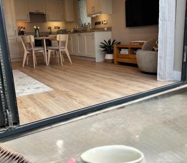 Portrush Apartment | Westbay Hideaway