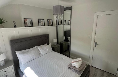 Bogside Apartment | Westland Suites - Stylish, Modern, Elegant, Central Apartments