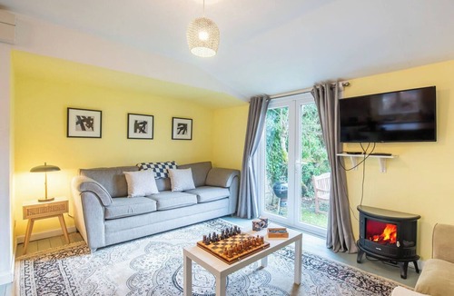 Fort Augustus House | Wonderful private villa for 4 people with WIFI, TV, terrace and pets allowed
