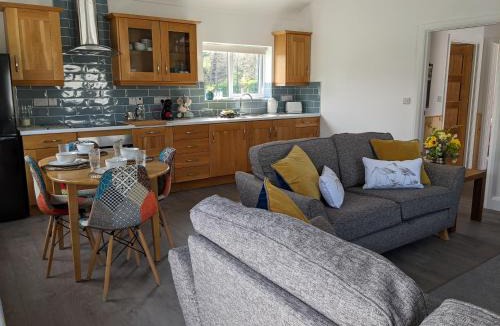 Lisnaskea House | Woodland Lodge