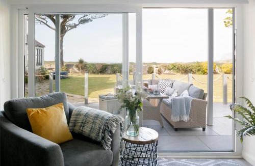 Nefyn House | Y Nyth by Birch Stays