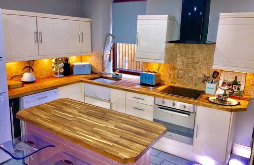 Tanygrisiau House | Zip 12 cottage Near Zip World Near Snowdonia