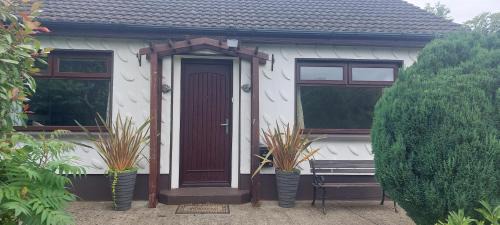 0ne bed Cottage on private road