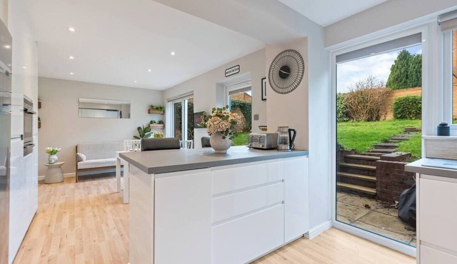#107 - Peaceful and Perfect Rugby Home