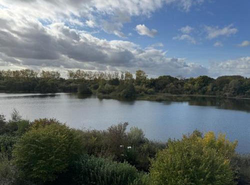 118 Lower Mill Estate - Sleeps 16 Villa with Lake Views