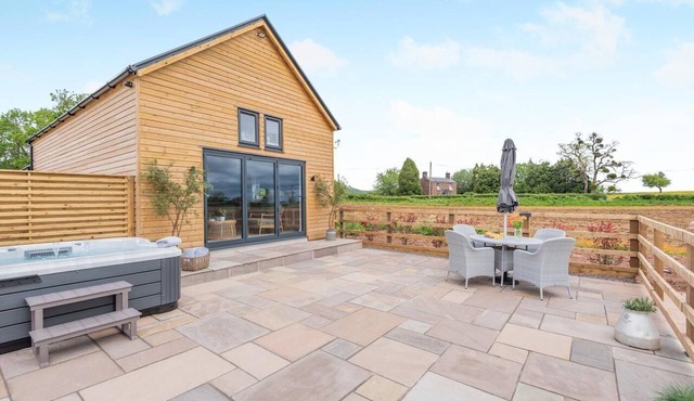 2 Bed in Blakeney (oc-m42455)