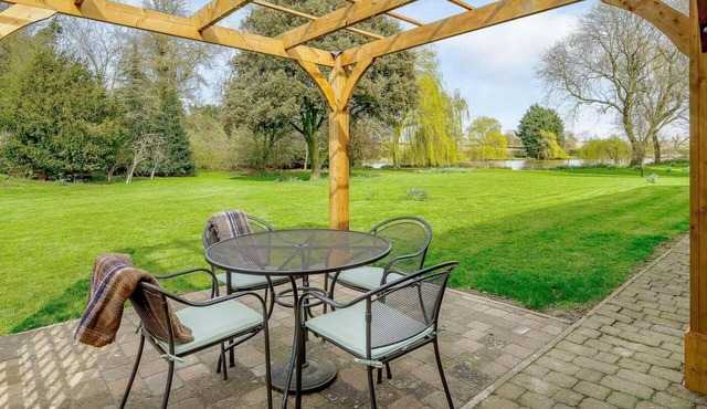 2 Bed in Saffron Walden (oc-44026)