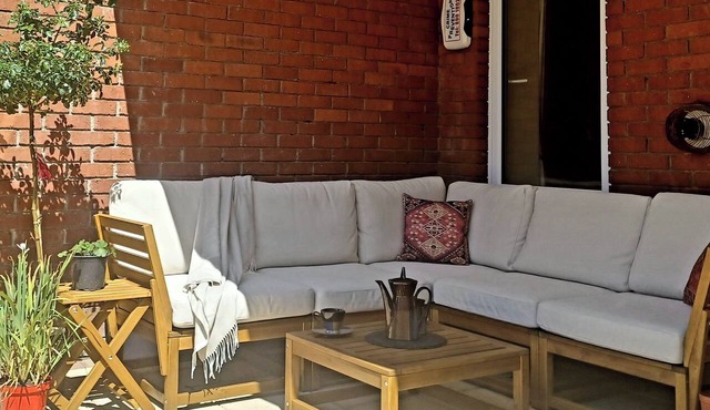 2 Bedroom Dublin Apartment with Outdoor Patio