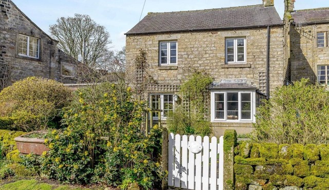 3 Bed in Harrogate (oc-87478)