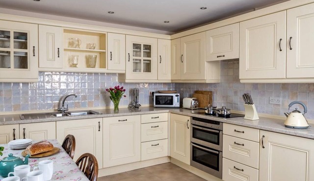 3 Bed in Hay-on-wye (oc-bn345)