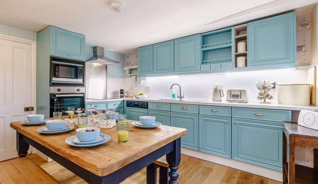 3 Bed in Whitby (oc-89568)