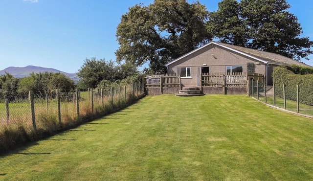 3 bedroom accommodation in Caernarfon