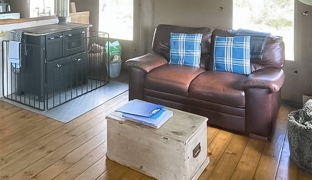 3 bedroom accommodation in Porthcurno in Porthcurno