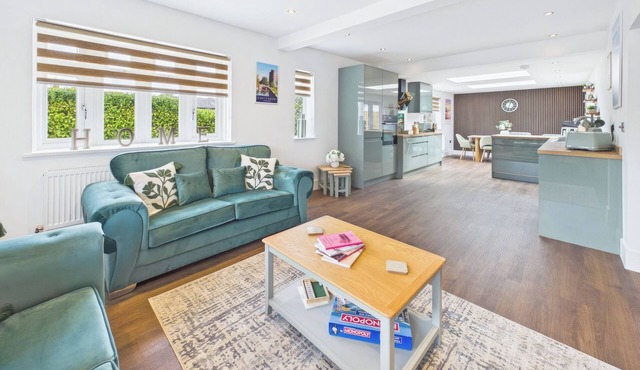 4 bedroom accommodation in Whitstable
