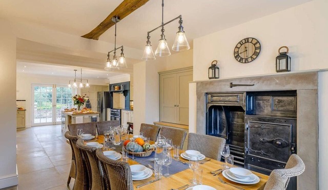 5 Bed in Harrogate (oc-83892)