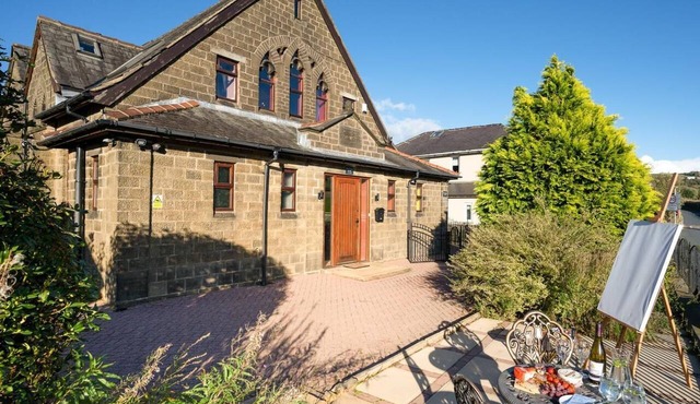 5 Bed in Keighley (oc-88390)