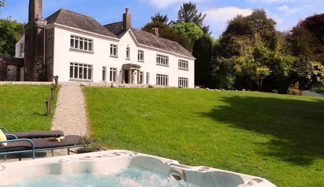 8 Bed in Newquay (oc-81510)