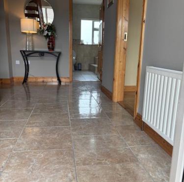 Albert Lock Bungalow 5 minute drive from Carrick