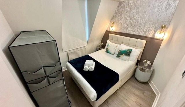 Apartment at Albert House, Kennington