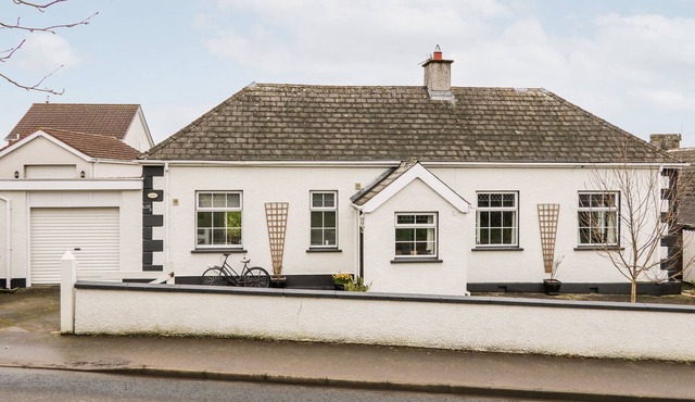 ARCHIE'S SCHOOLHOUSE, family friendly in Armoy, County Antrim