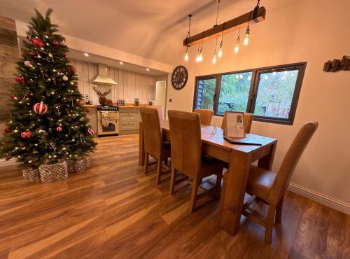 Blackwood - Luxury cottage surround by woodlands