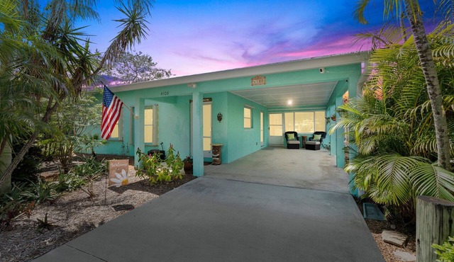Book today, dinner on us! New listing! Stuart/Port Salerno cute cottage! in Stuart