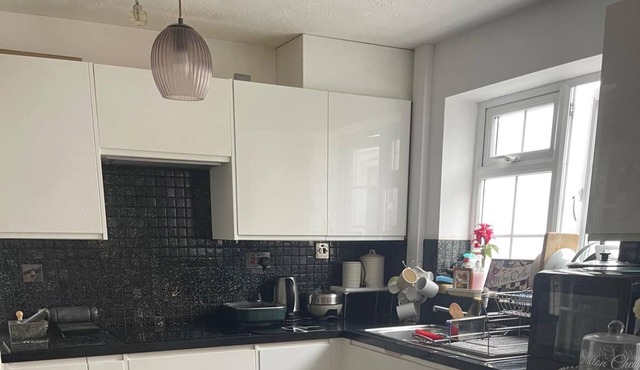 Cardiff House with 3 Bedrooms