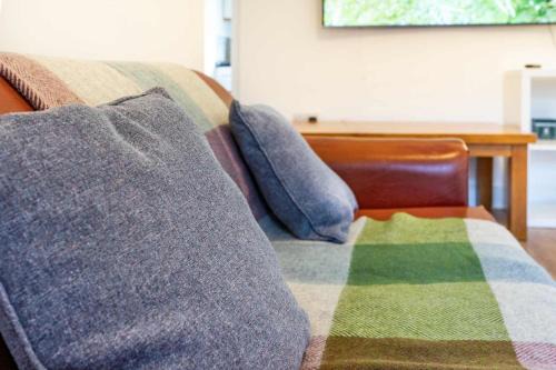 Central Belfast 3 Bedroom House Sleeps 7