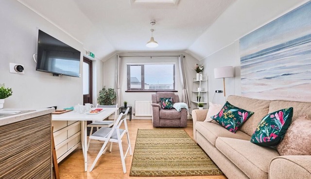 Central Portrush Apt by the Beach