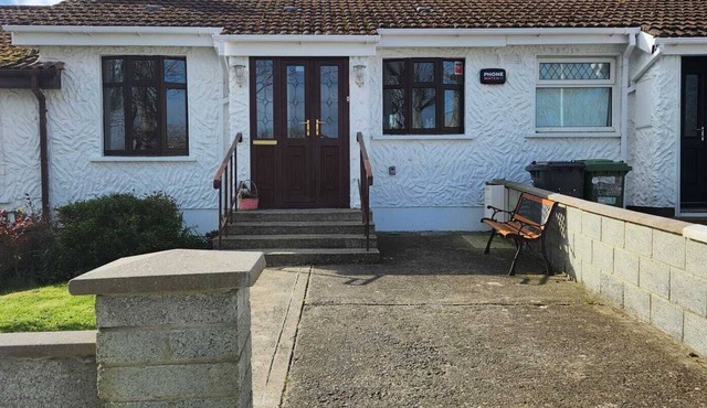 Charming & Cosy 2-bedroom bungalow in charming Balbriggan perfect for getaways