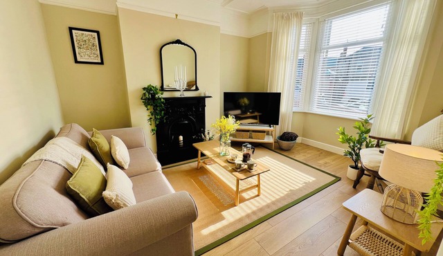 Chic Welsh Escape Character Home