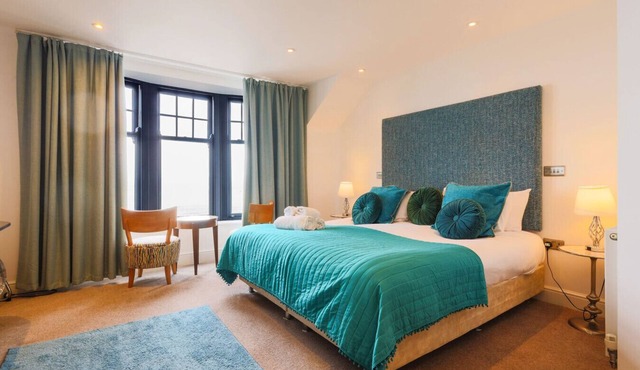 Coastal Elegance - Seaview Double Room