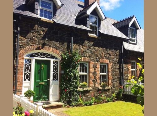 Copperpot Cottage September stays booking now