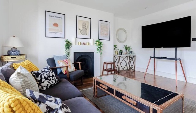 Cosy 2-bed flat close to Regent's Park