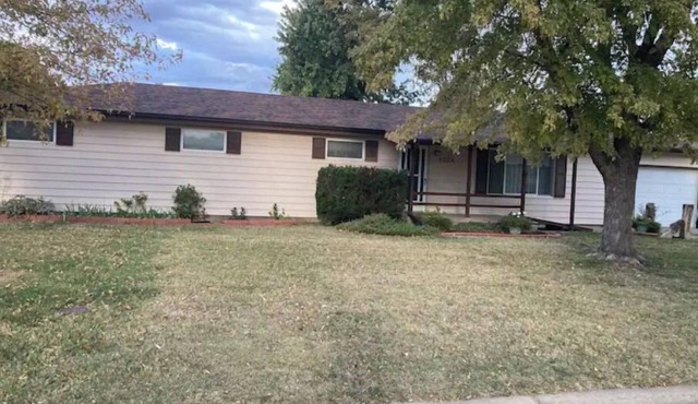 Cozy 3-bedroom 2 bathroom house in Russell
