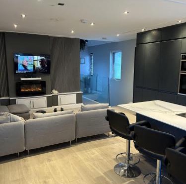Croke Park 3-Beds 1 pullout bed SLEEPS 8 in Dublin
